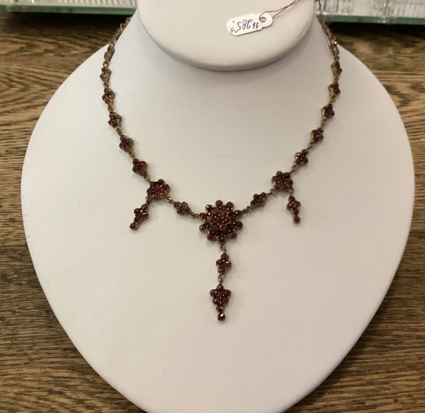 Victorian garnet starburst necklace - 1