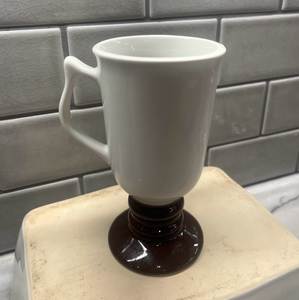 Hall Pedestal Mug